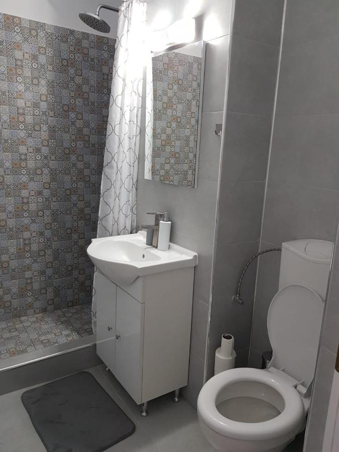 Ferienwohnung Ana Apartament Râmnicu Vâlcea Exterior foto